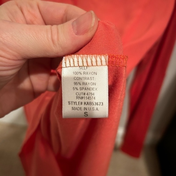 Pleione | Split Neck Mixed Media Tunic - Picture 4 of 4